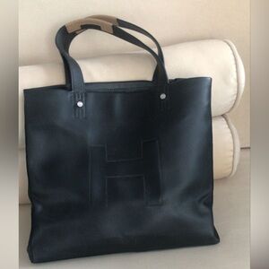 HUNTER Black Leather Bag